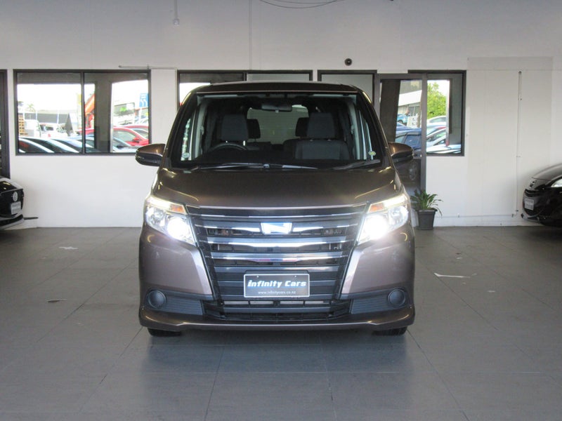 2014 Toyota Noah VOXY HYBRID LOW 96KM SALE!62854327651841111