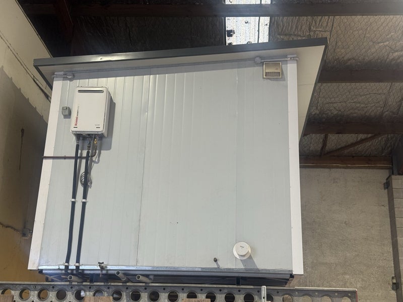 Self Contained Cabin Carousel 2