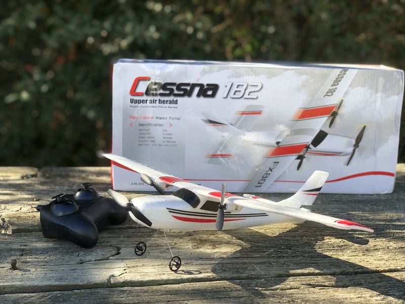 Cessna-182 Rc Plane Carousel 1
