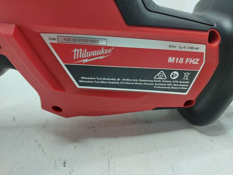 MILWAUKEE (M18 FHZ) RECIP SAW Carousel 6