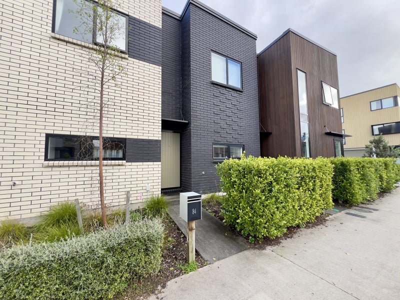 Image 1 of 20