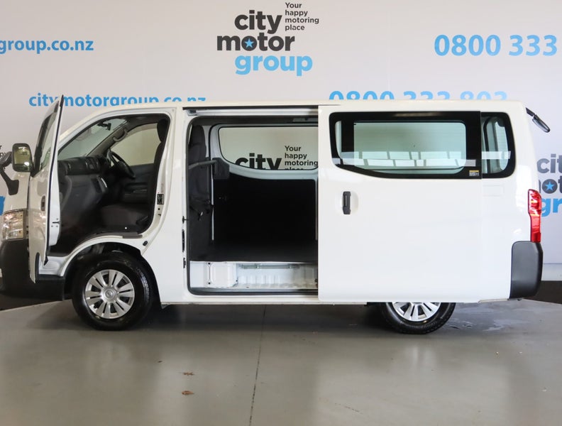 2020 Nissan NV350 2.5*D/TURBO*LWB*5 DR*62866857971329112