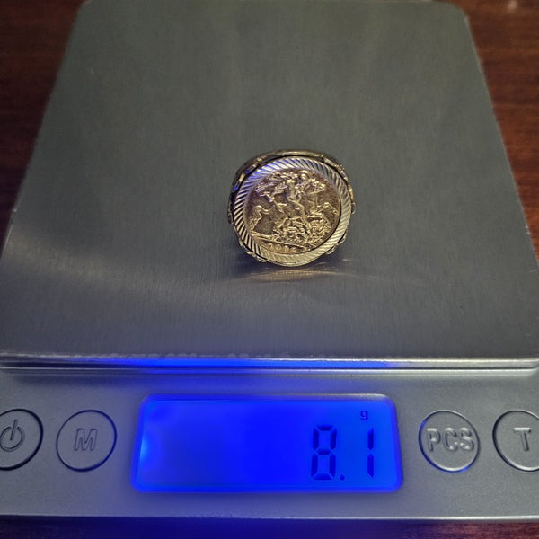 Half Sovereign ring.62865828154243113