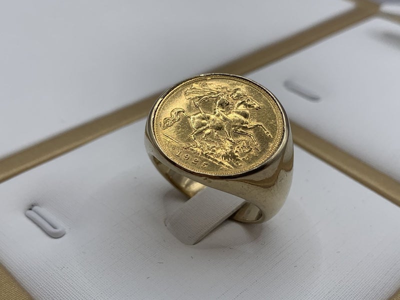 "SWEET GIFT" 1925 South Africa Half Gold Sovereign Ring *THE PERFECT GIFT* Carousel 2