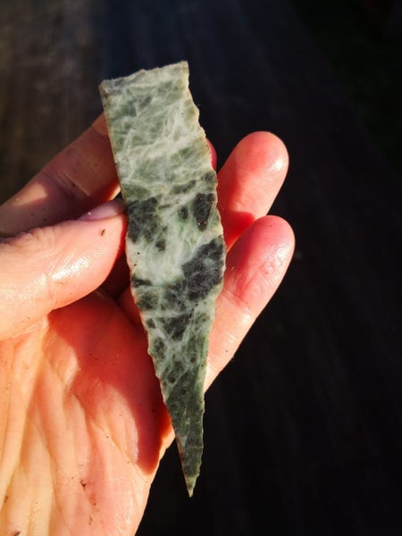 $1 reserve Pounamu greenstone carving slab Carousel 1