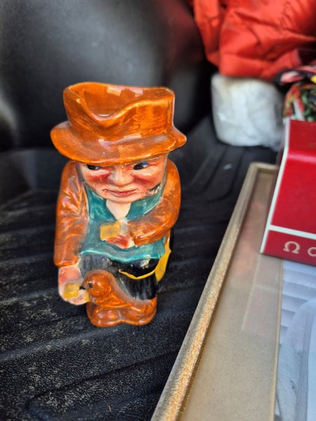 Toby jug 2of 2 Carousel 4