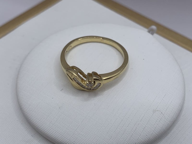"SWEET GIFT" 18ct Gold Diamond Ring *SWEET AS* Carousel 3