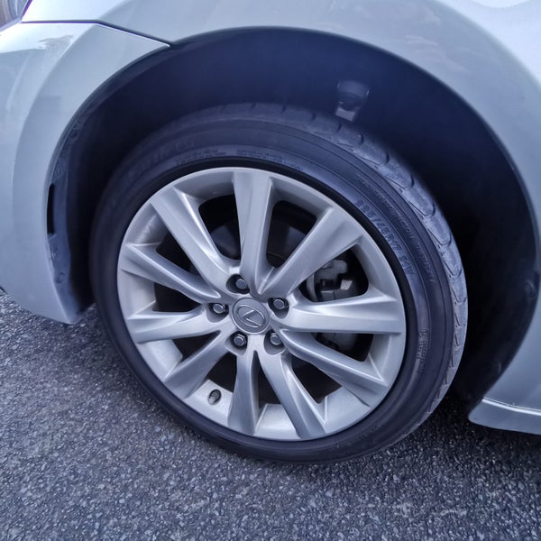 2015 Lexus IS 300h Hybrid62863269369347113