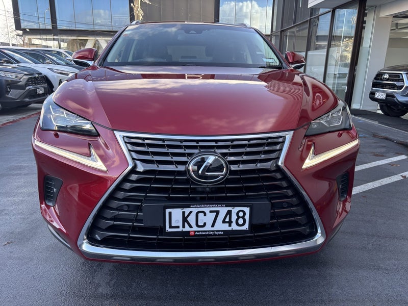 2018 Lexus NX 300 Limited 2.0Pt/4Wd62864754594050111