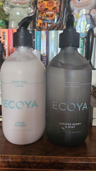 Ecoya lotion & sanitizer 450ml Carousel 1