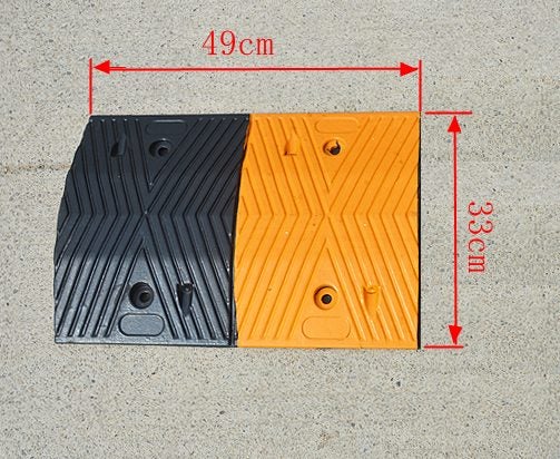 Rubber Traffic Speed Bump Rubberized Recycled Speed Humps 50cm Carousel 2