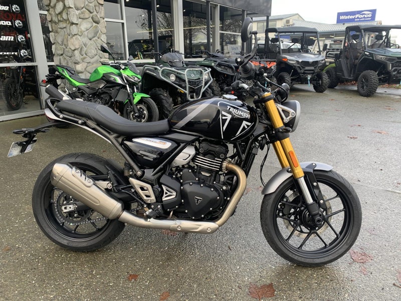 2025 Triumph Speed 40062863268974593112