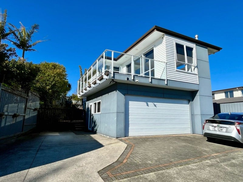 Image 1 of 20