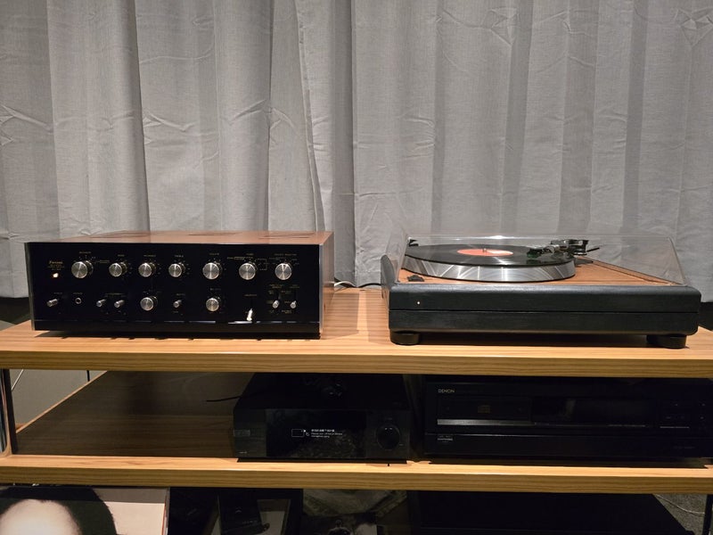 AR "The Turntable" with Linn Basik LV V tonearm Carousel 2