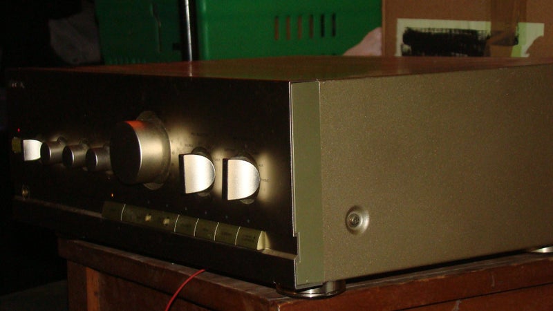 Inkel/Sherwood AI-7010 integrated amplifier Carousel 2