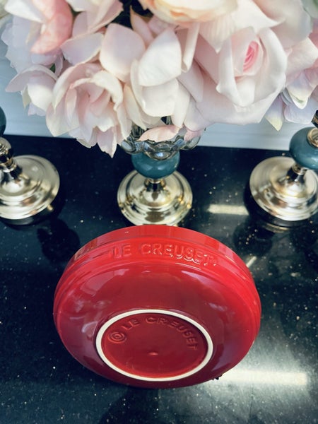 Le Creuset Deep Dish Round Dish 20cm Cerise Carousel 2