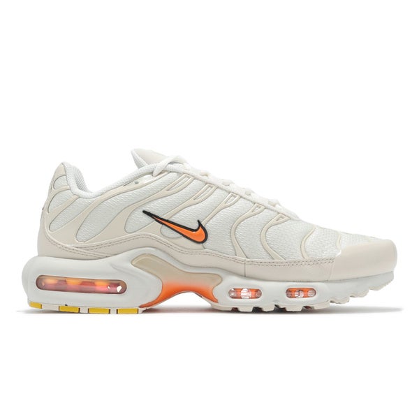 Nike Air Max Plus Phantom Safety Orange Men Casual Shoes Sneakers DM0032-019 Carousel 2