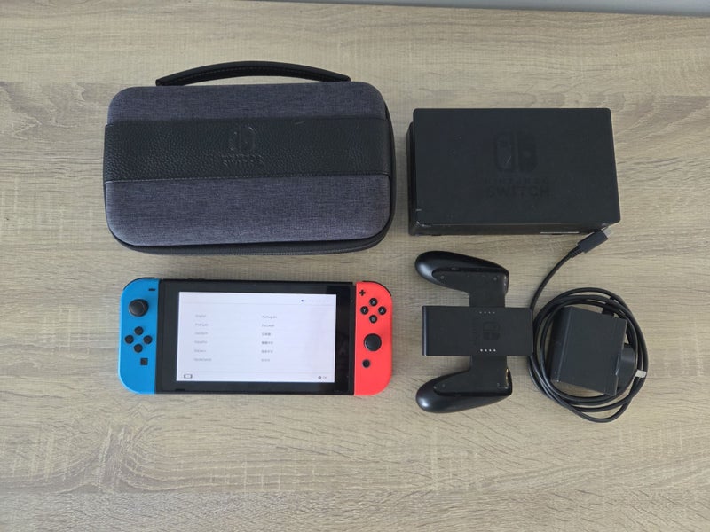 Nintendo Switch Console Carousel 1