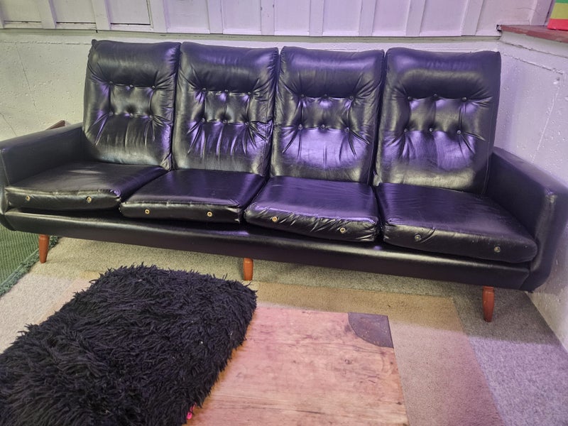 Retro leather 4 seater sofa & matching armchair62854316334978111