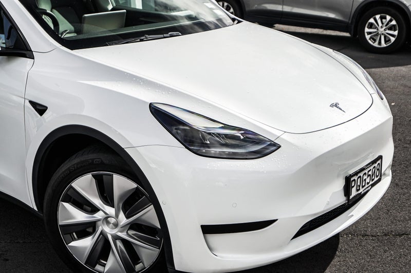 2022 Tesla Model Y Rear Wheel Drive 60K63612192446337114