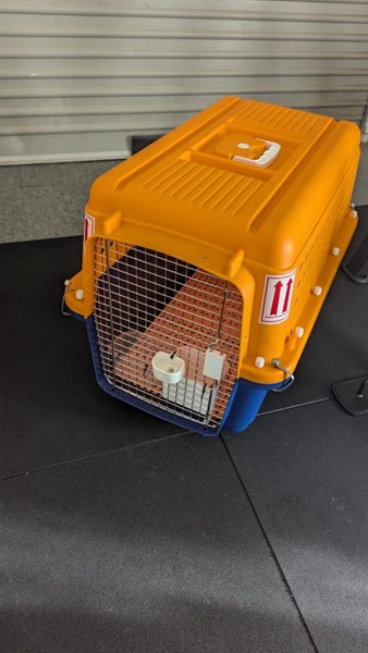 Pet Crate Carousel 2