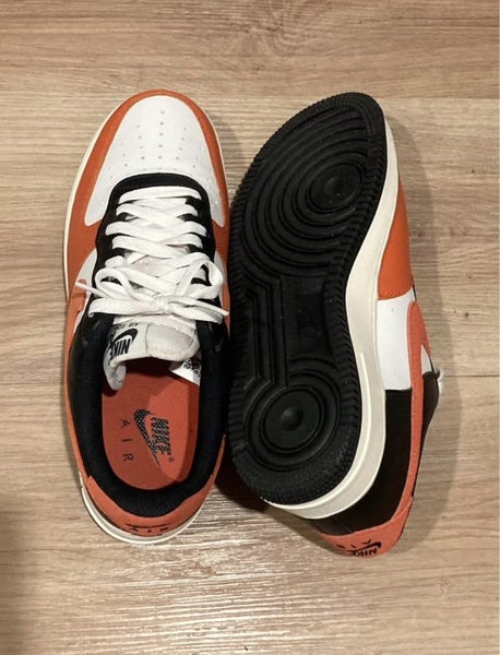 NEW Nike shoes Carousel 2