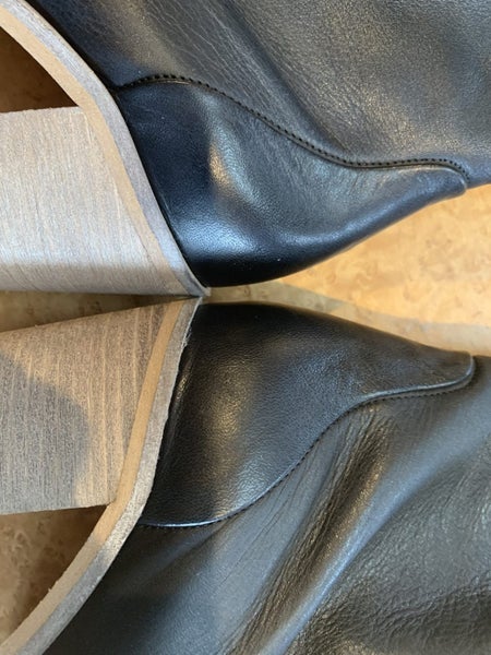 Ankle boots. Elegant high quality ankle boots Carousel 2