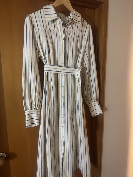 Esmaee Shirt Dress **Never Worn** S Carousel 1