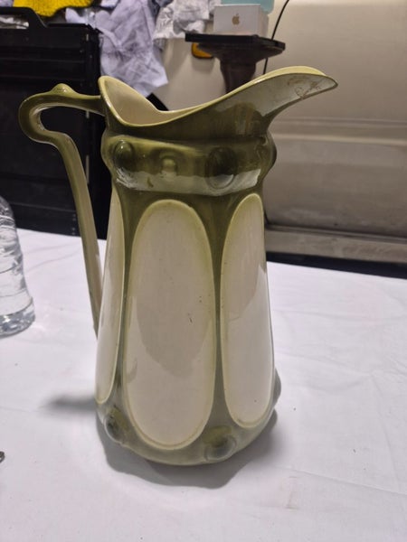old vintage jug $1!!! Carousel 1