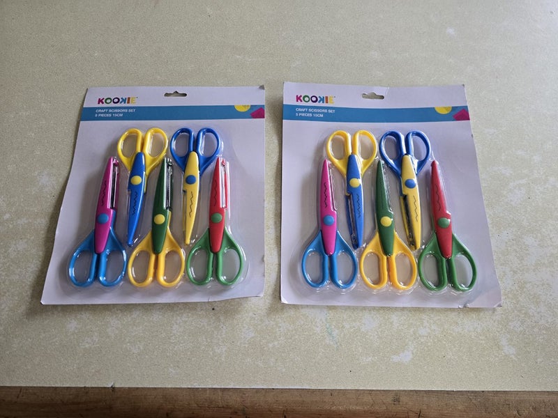 Craft scissors $1 reserve Carousel 1