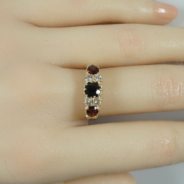 Vintage London 9ct Garnet Ring Carousel 7