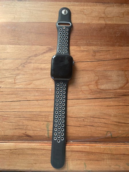 Apple watch series 6 Carousel 1