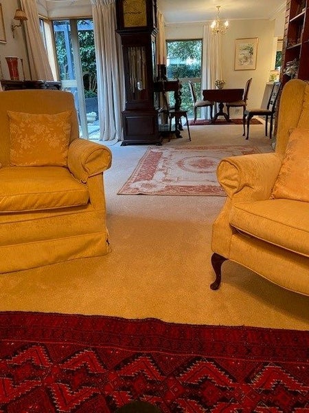 3 seater couch & 2 arm chairs excellent condition62989794573570111