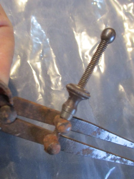 Inside diameter protractor - Moore and Wright Carousel 4