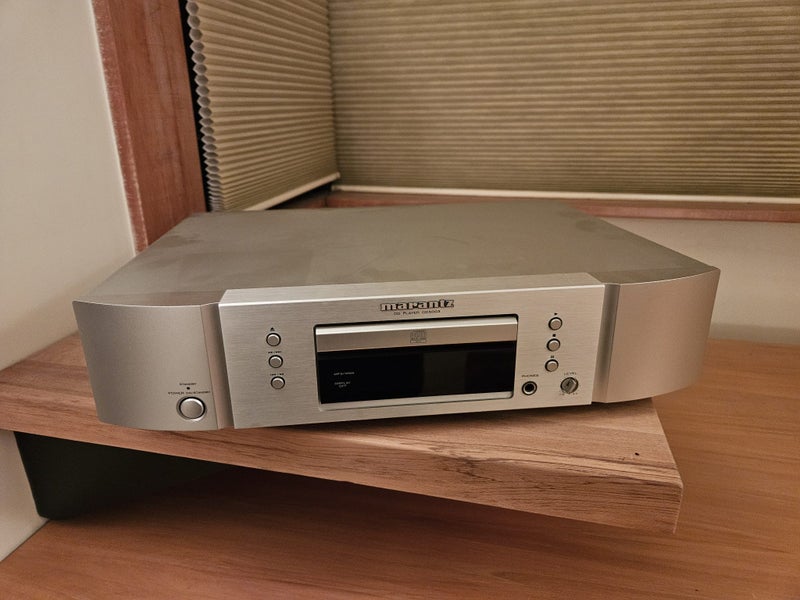 ** $1 RESERVE ** Marantz CD 5003 CD Player Carousel 1