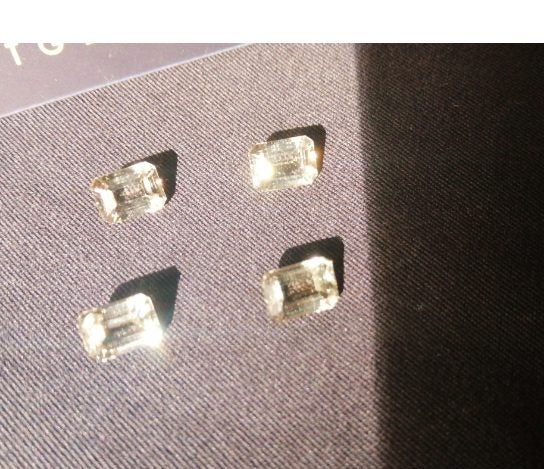 1.25CT each Mystical Zultanite® Precious Kiwi Green Gem Carousel 1