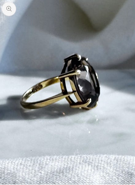 9 Carat Smokey Quartz Oval Cut Ring Carousel 2