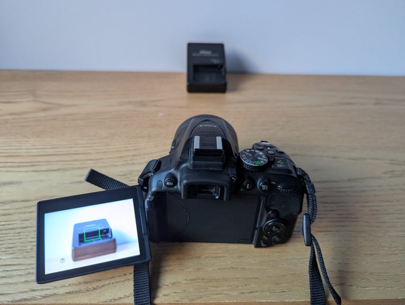 Nikon D5300 + Nikon AF-S 35mm f1.8 lense62863224539778114