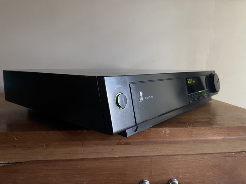 Acoustic Research T-04 Tuner - Works Really Well + Tidy Condition62930698258177111