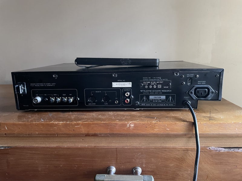 Acoustic Research T-04 Tuner - Works Really Well + Tidy Condition62930698258177113