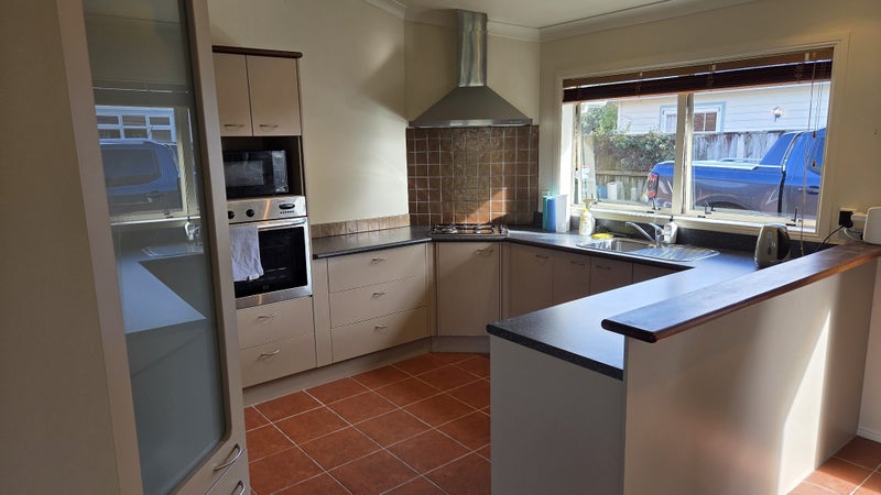 Kitchen and Appliances - Great Condition! Carousel 1