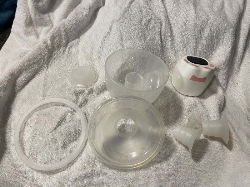 Breast pump62863242664577111