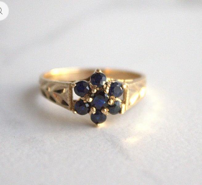 Vintage Sapphire Flower Ring Carousel 1