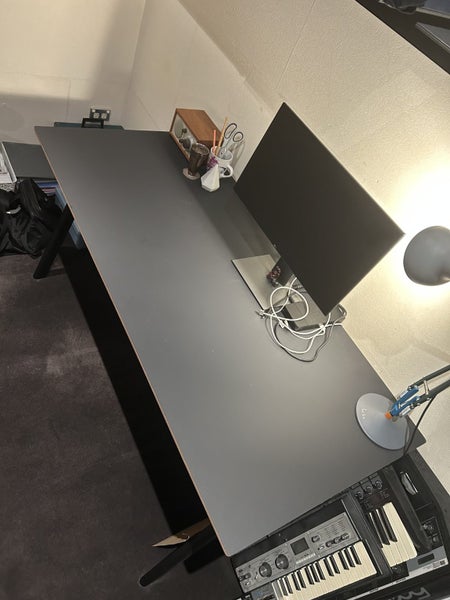 Desk - Citta Assembly Desk Carousel 2