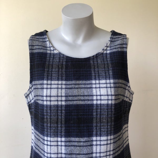 Vintage “American Eagle outfitters “ pre Y2K wool dress size 8 Carousel 2