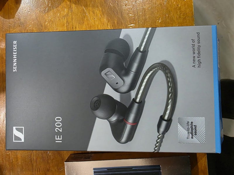 IE200 with Fiio KA5 Carousel 2
