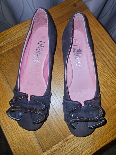 Limited Size 5 women's shoe628647285479701122