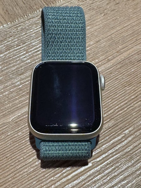 Apple Watch SE 40mm GPS Carousel 2