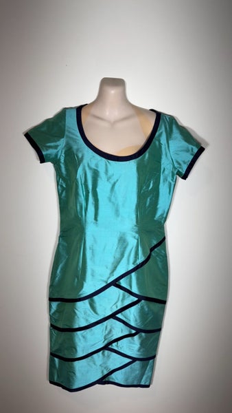 Kevin Moore silk dress. Custom-made. Worn once. Carousel 2