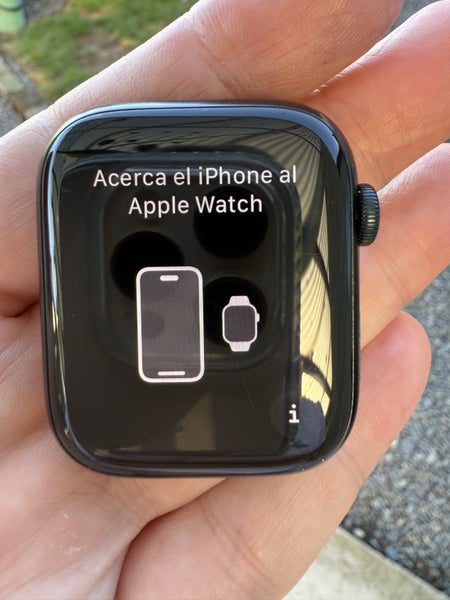 Apple Watch 7 45mm Carousel 1